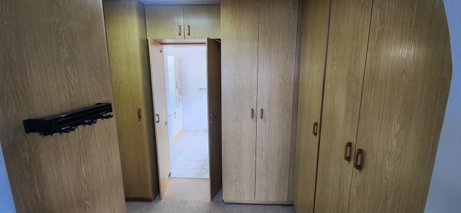 5 Bedroom Property for Sale in Dana Bay Western Cape